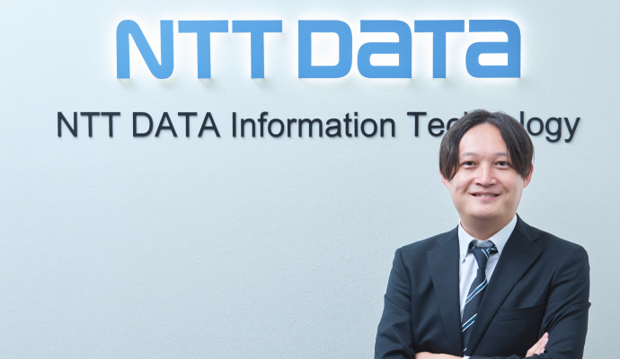 N.Zhou　デジタル事業部